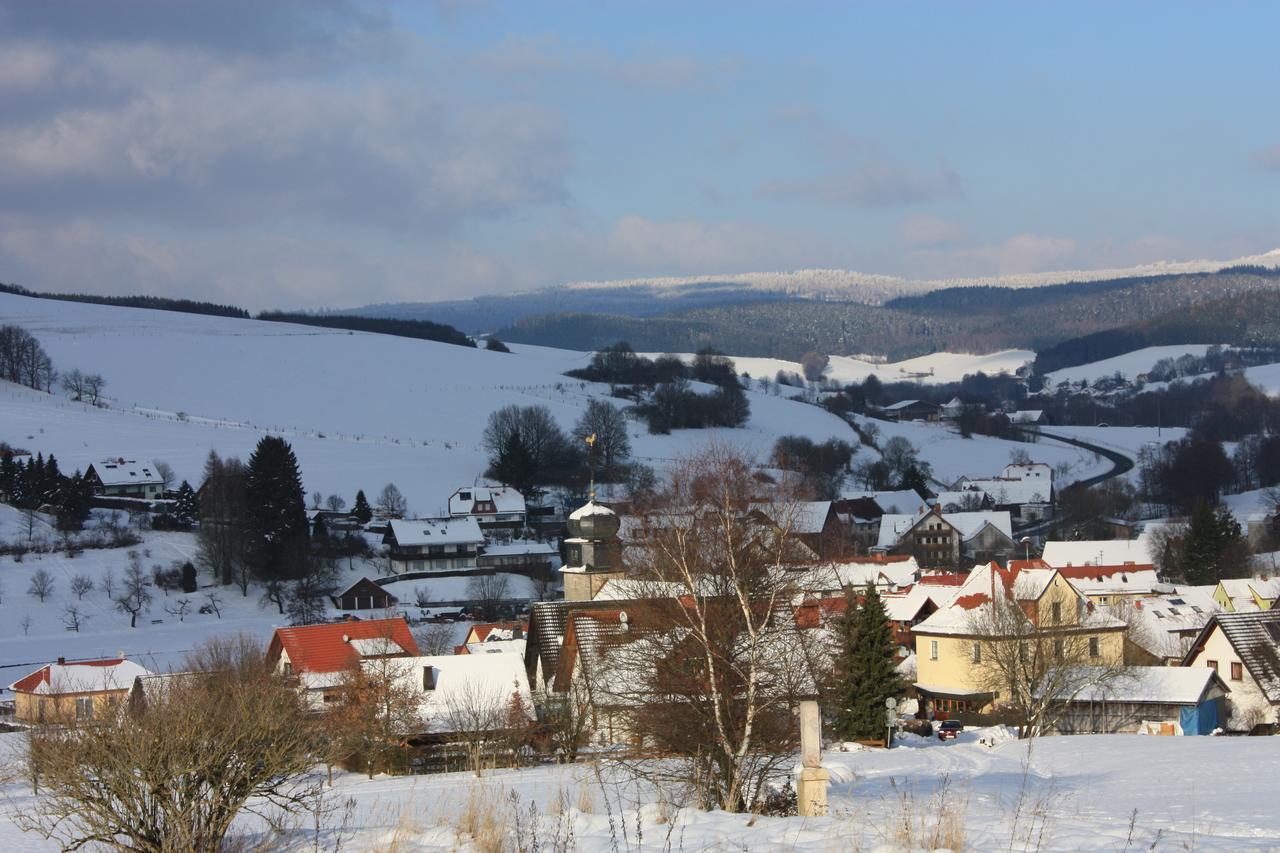 Hotel Gasthof Zum Biber Motten Bagian luar foto