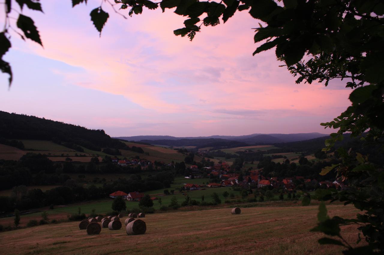 Hotel Gasthof Zum Biber Motten Bagian luar foto