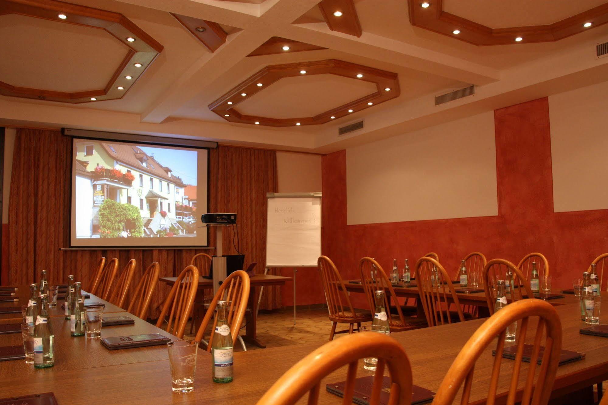 Hotel Gasthof Zum Biber Motten Bagian luar foto