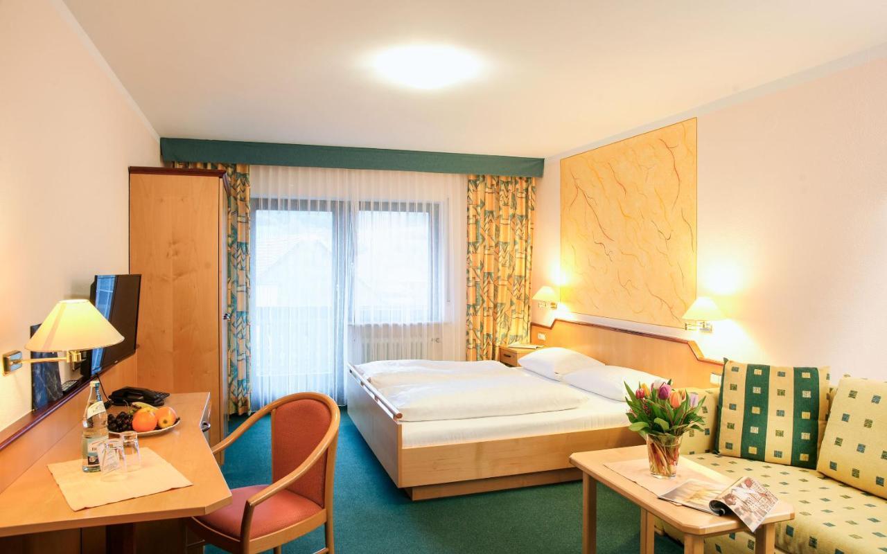 Hotel Gasthof Zum Biber Motten Bagian luar foto