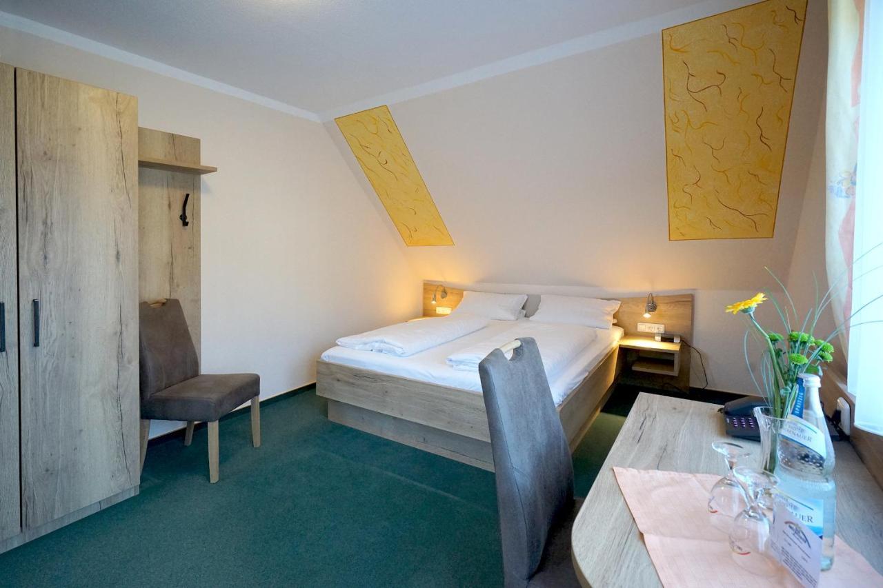 Hotel Gasthof Zum Biber Motten Bagian luar foto